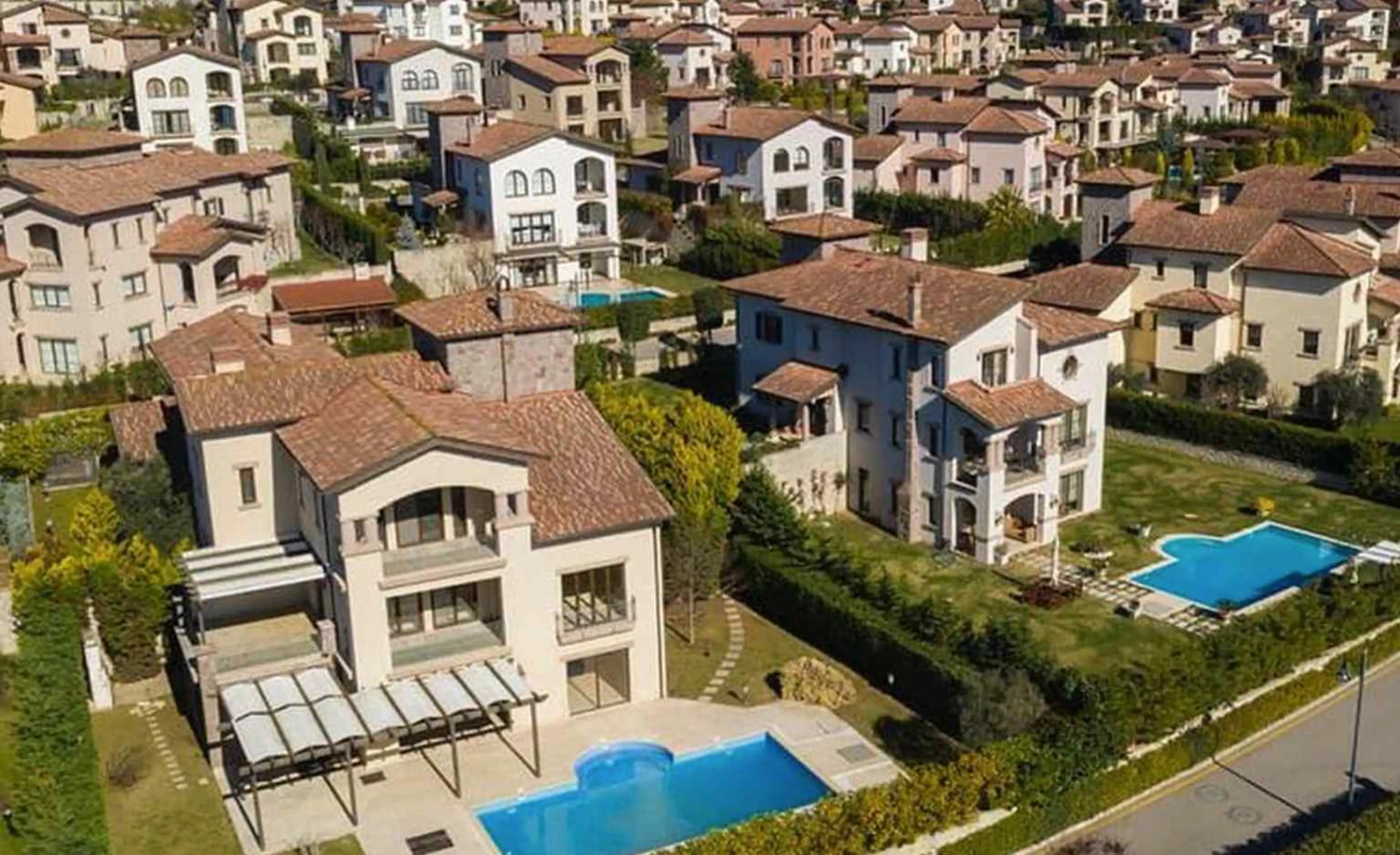 EMAAR Toskana Vadisi - Sur Yapı